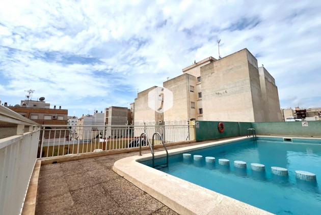 Segunda mano - Apartamento / piso -
Torrevieja - El molino