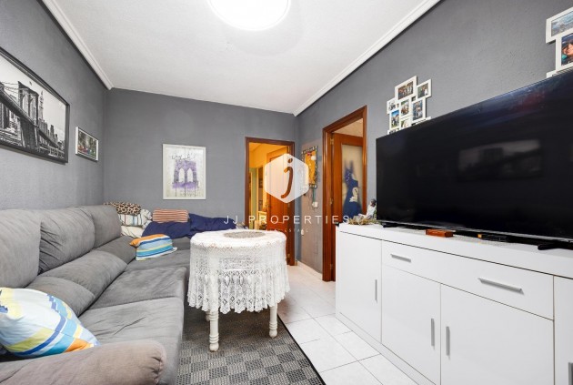 Segunda mano - Apartamento / piso -
Torrevieja - Playa de los Locos