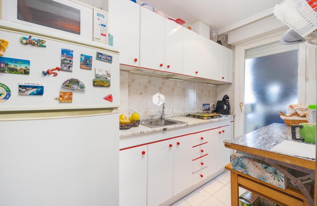 Segunda mano - Apartamento / piso -
Torrevieja - Playa de los Locos