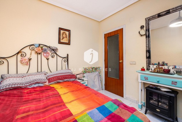 Segunda mano - Apartamento / piso -
Torrevieja - Playa de los Locos