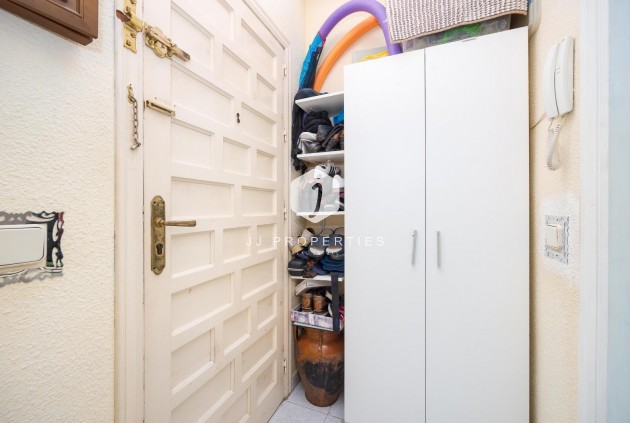 Segunda mano - Apartamento / piso -
Torrevieja - Playa de los Locos