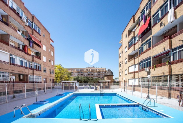 Segunda mano - Apartamento / piso -
Torrevieja - Playa de los Locos