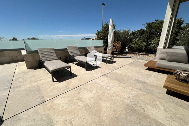 D'occasion - Villa -
Benijofar - Costa Blanca