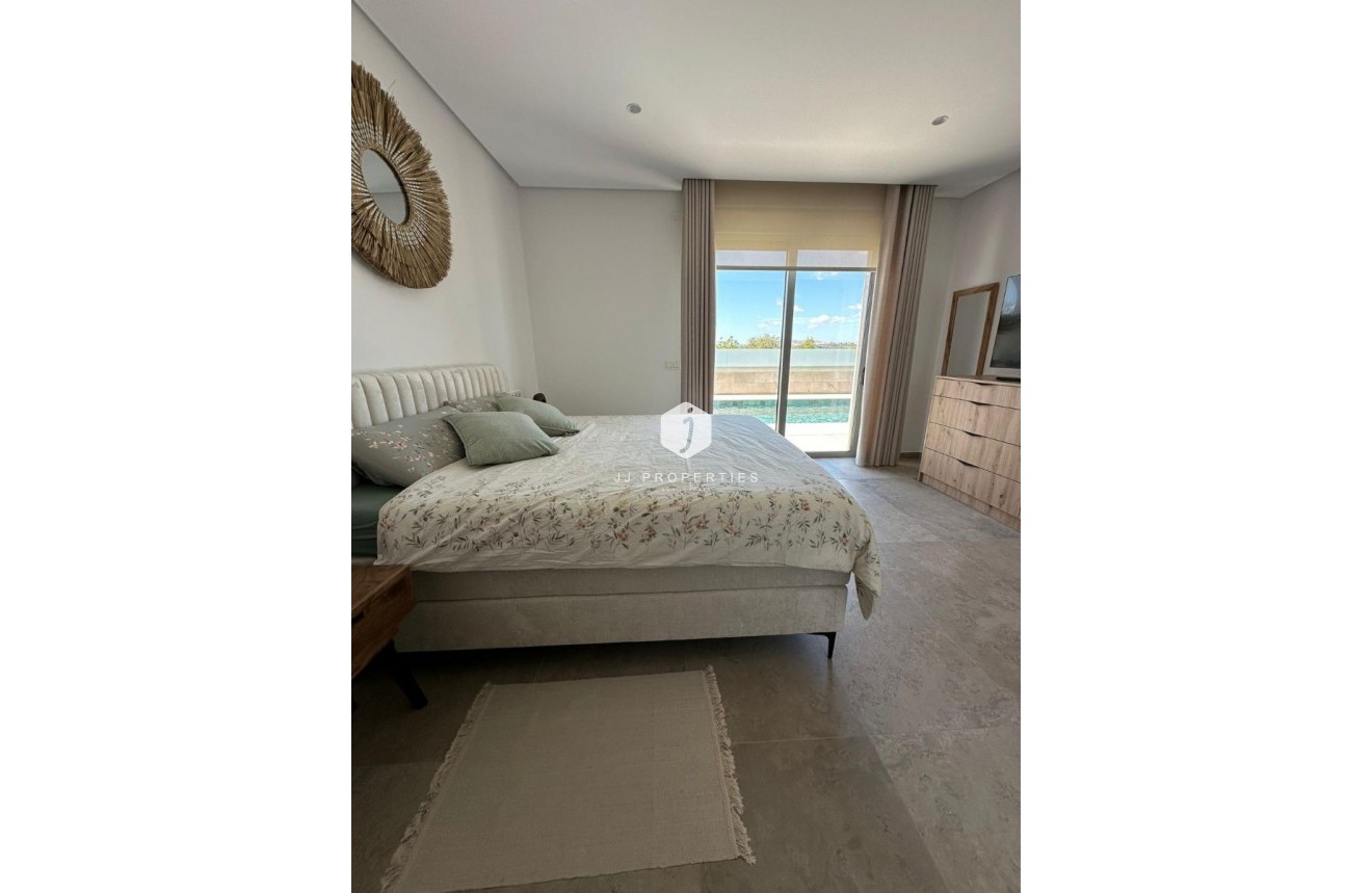 D'occasion - Villa -
Benijofar - Costa Blanca