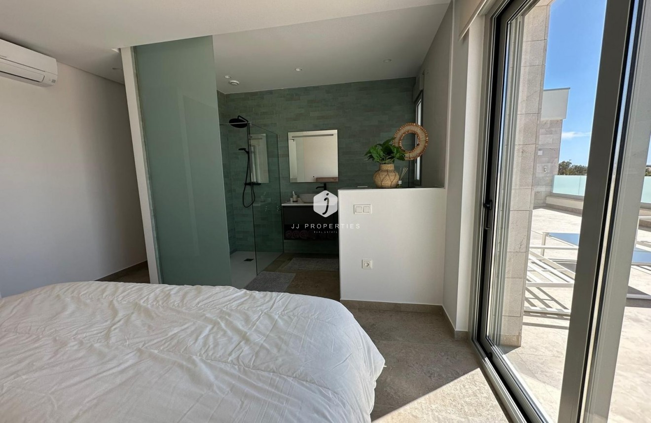 D'occasion - Villa -
Benijofar - Costa Blanca