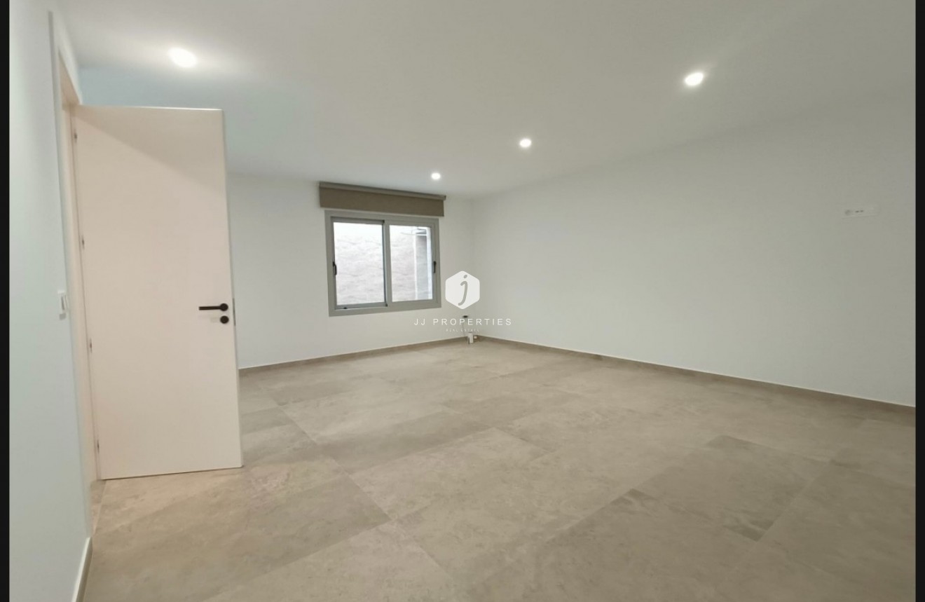 D'occasion - Villa -
Benijofar - Costa Blanca