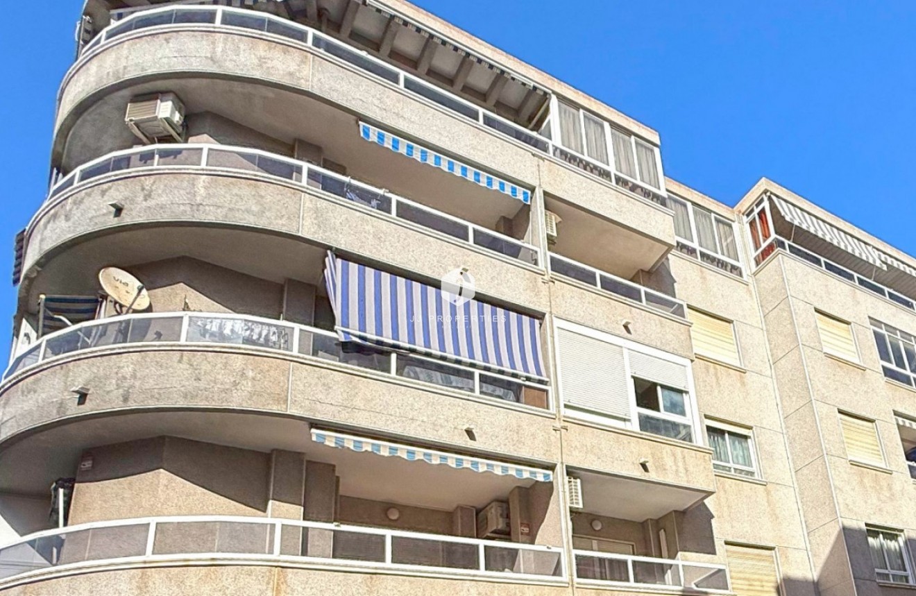 Tweedehands - Appartement / flat -
Torrevieja - Costa Blanca