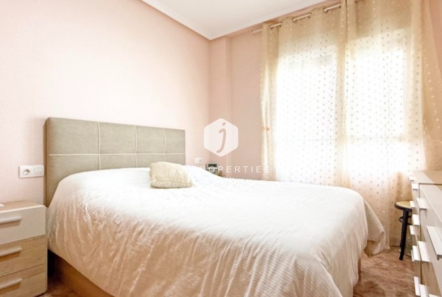 Tweedehands - Appartement / flat -
Torrevieja - Costa Blanca