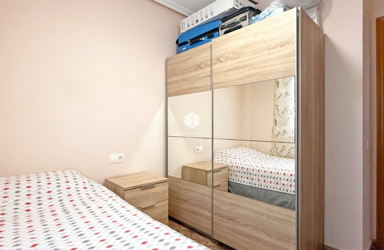 Tweedehands - Appartement / flat -
Torrevieja - Costa Blanca