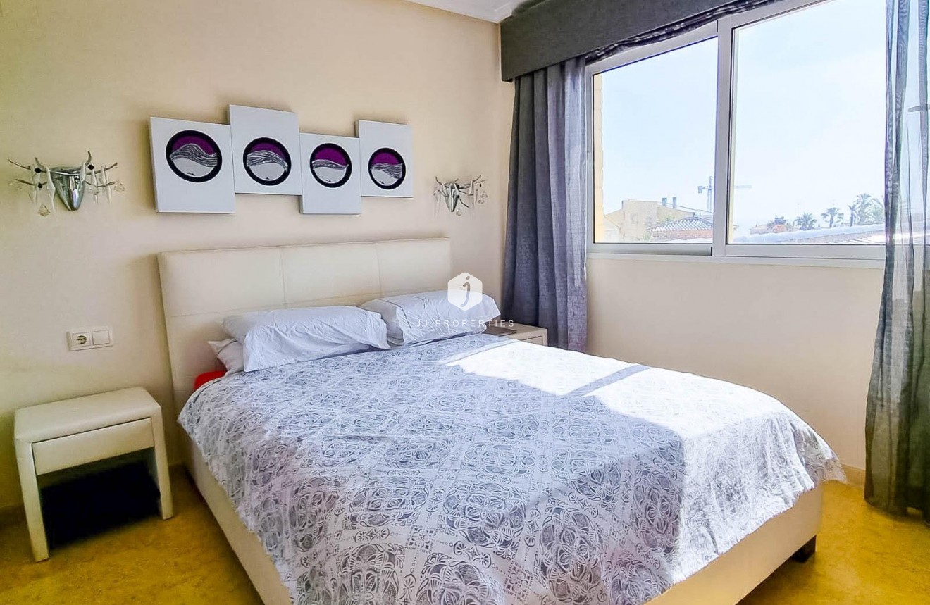 Segunda mano - Villa -
Torrevieja - Torre la mata