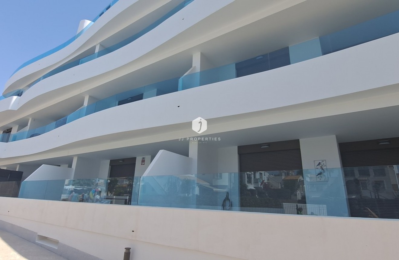 Segunda mano - Apartamento / piso -
Playa Flamenca - Costa Blanca