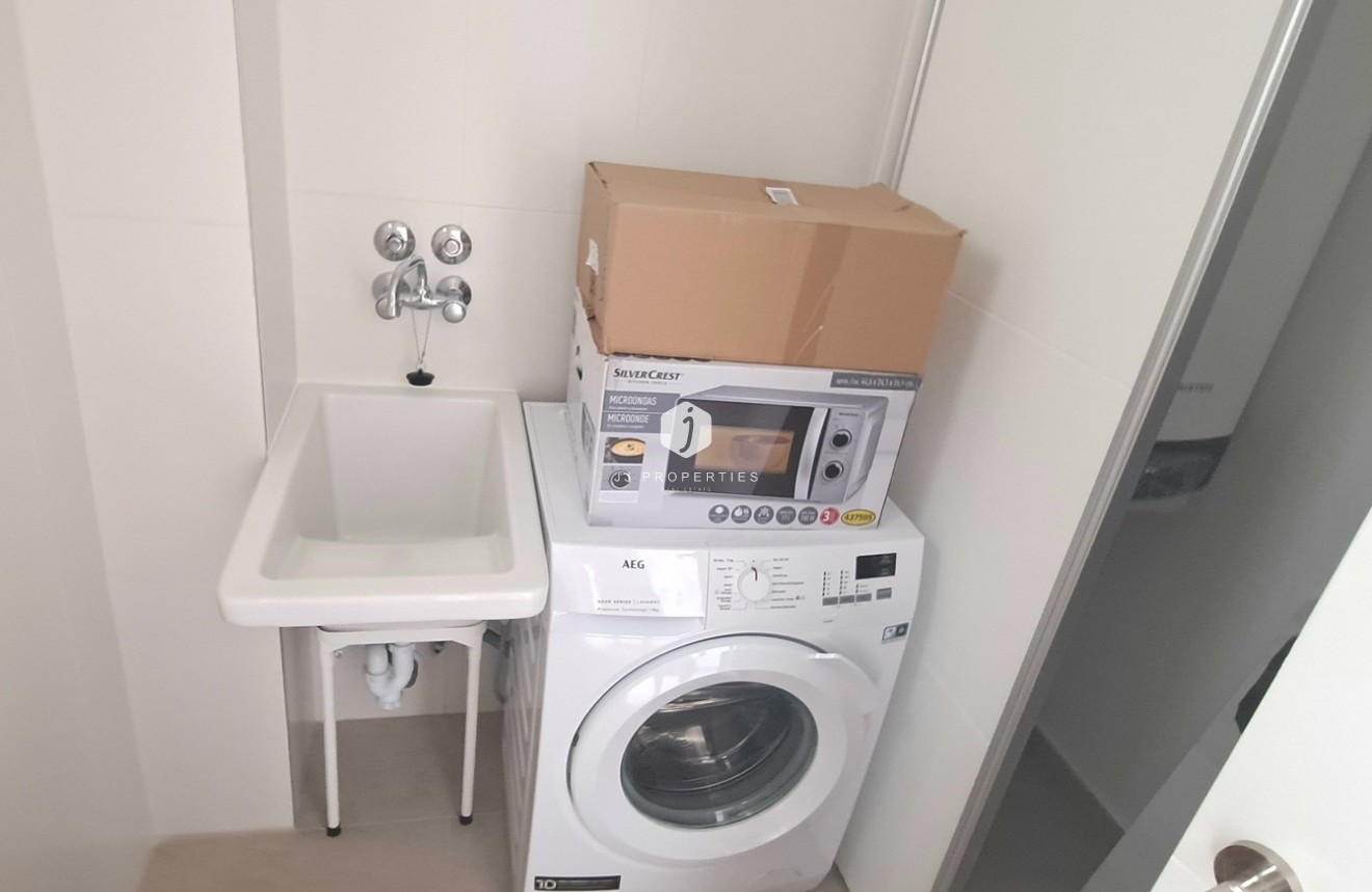 Segunda mano - Apartamento / piso -
Playa Flamenca - Costa Blanca