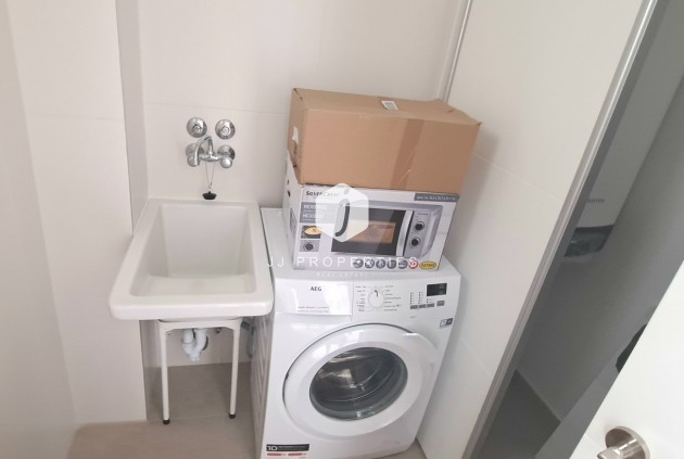 Segunda mano - Apartamento / piso -
Playa Flamenca - Costa Blanca