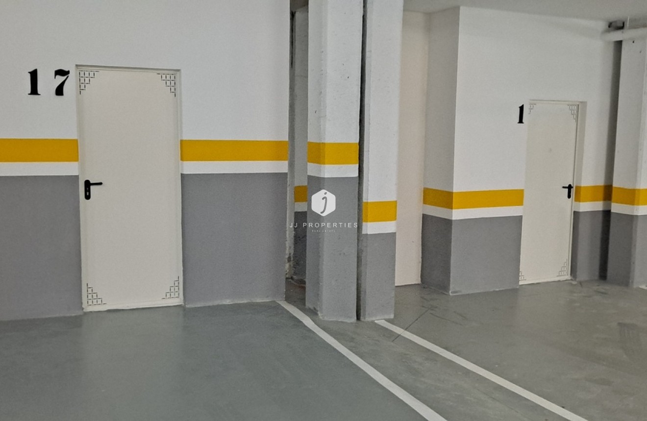 Segunda mano - Apartamento / piso -
Playa Flamenca - Costa Blanca