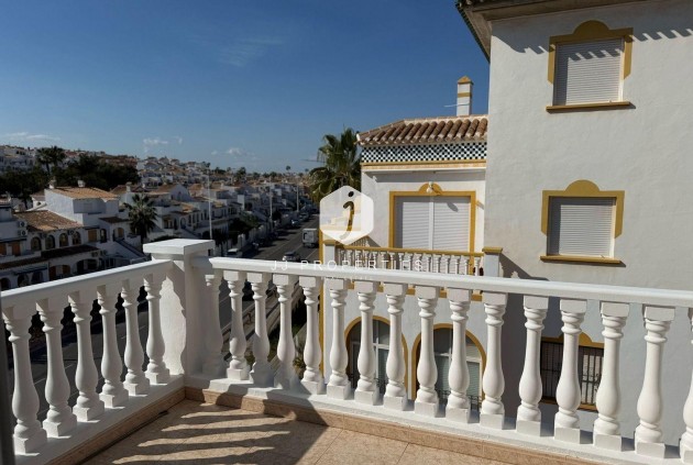 Segunda mano - Bungalow -
Torrevieja - Cañada Del Molino