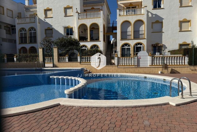 Segunda mano - Bungalow -
Torrevieja - Cañada Del Molino