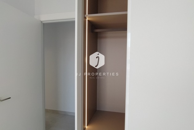 Segunda mano - Apartamento / piso -
Torrevieja - CENTRE PLAYA DEL CURA LAS PISCINAS