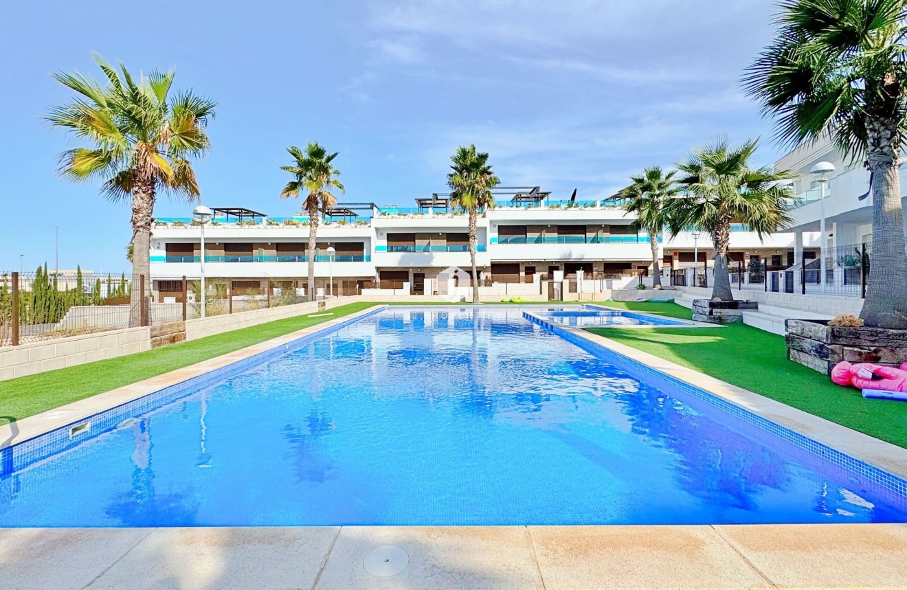 Tweedehands - Chalet -
Torrevieja - Costa Blanca