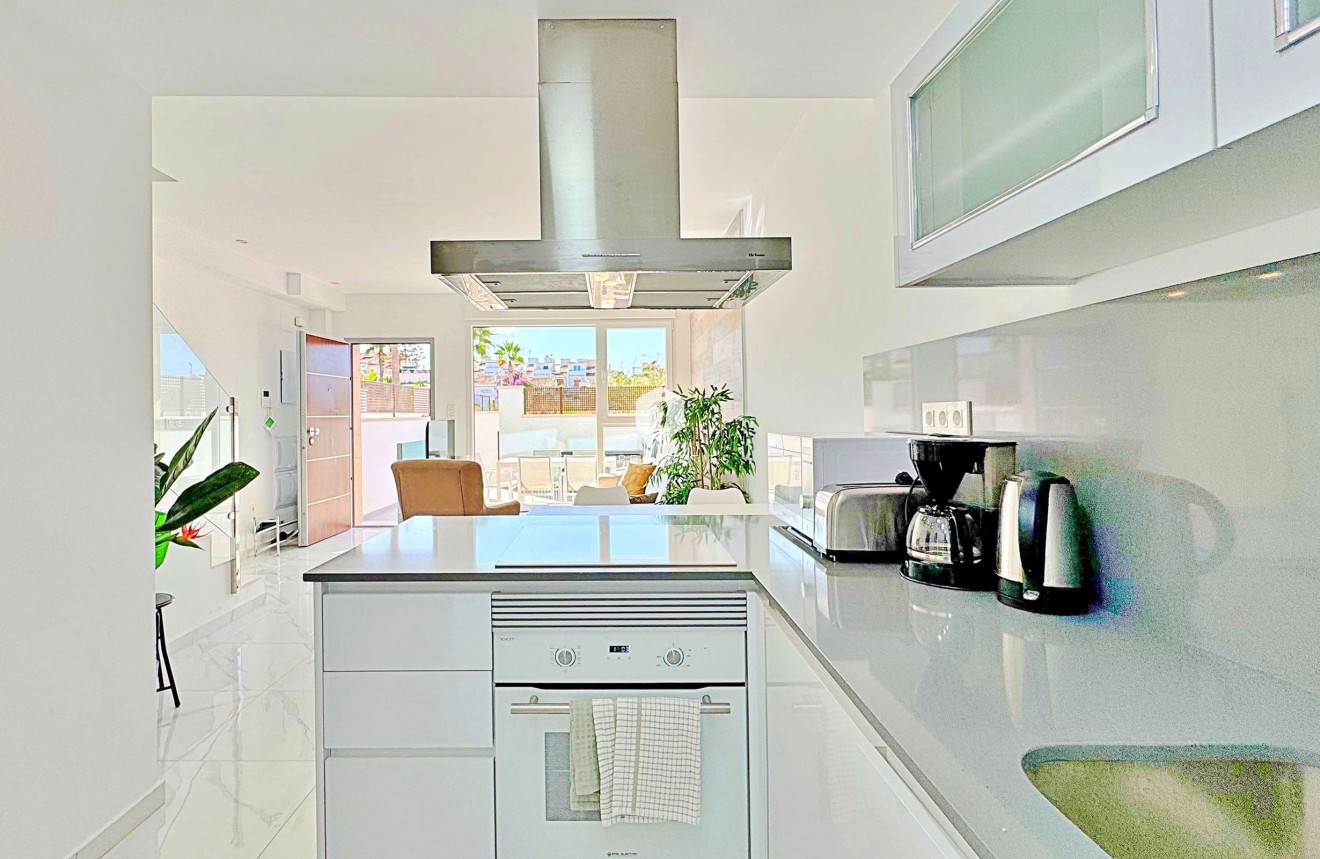 Tweedehands - Chalet -
Torrevieja - Costa Blanca