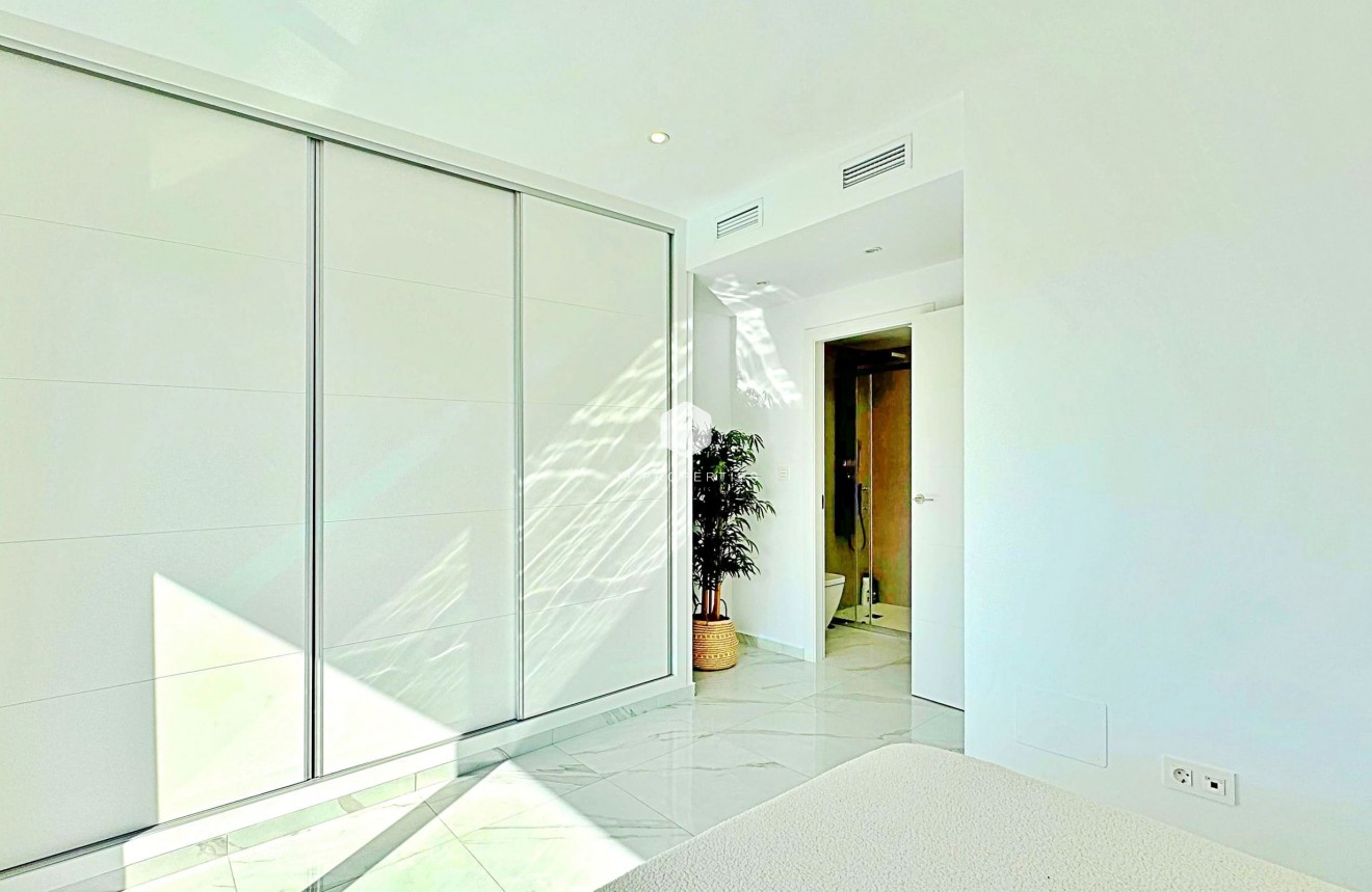 Tweedehands - Chalet -
Torrevieja - Costa Blanca