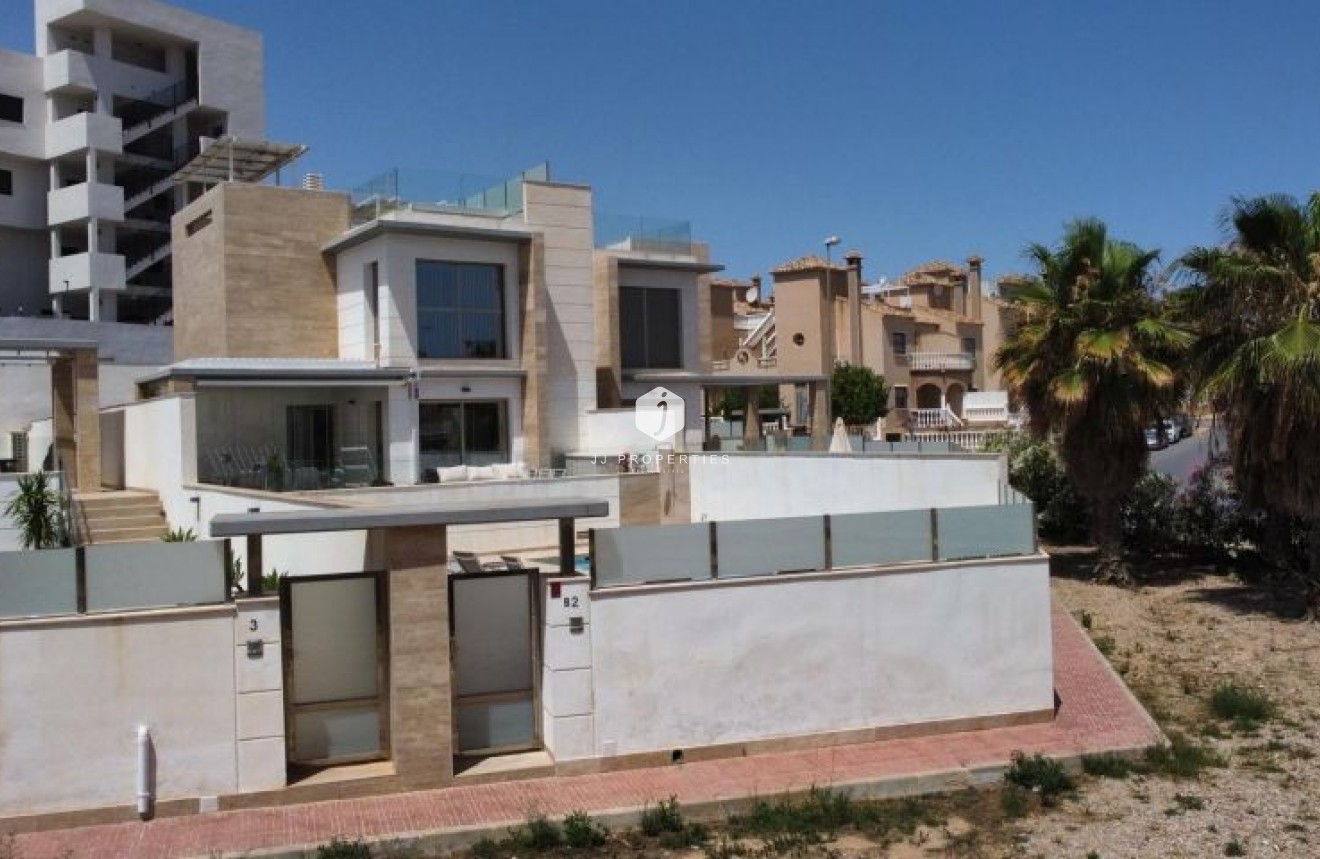 Segunda mano - Villa -
Orihuela Costa - Costa Blanca