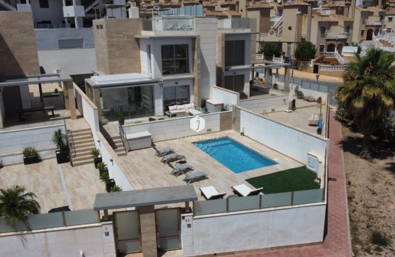 Segunda mano - Villa -
Orihuela Costa - Costa Blanca