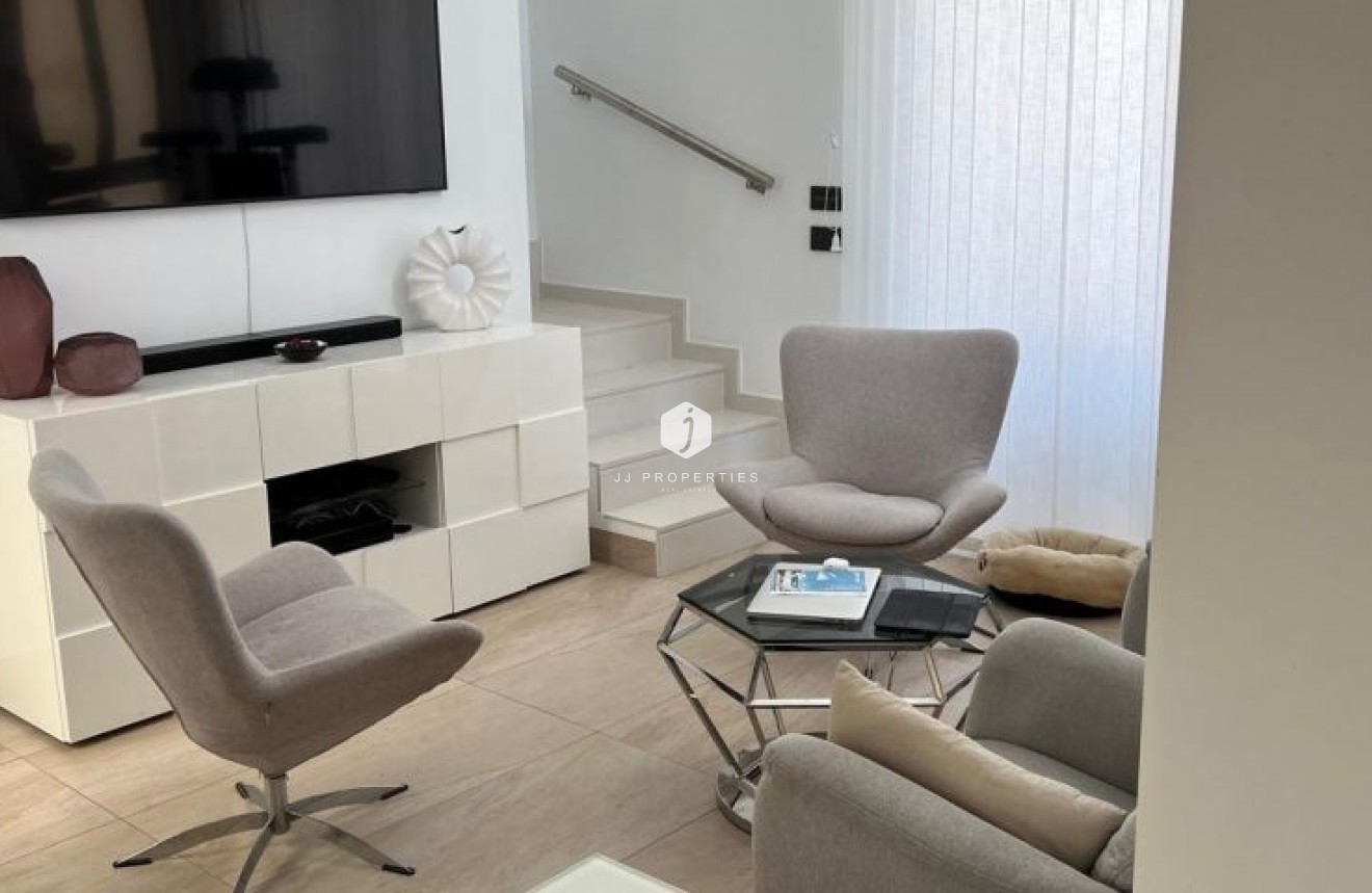 Segunda mano - Villa -
Orihuela Costa - Costa Blanca