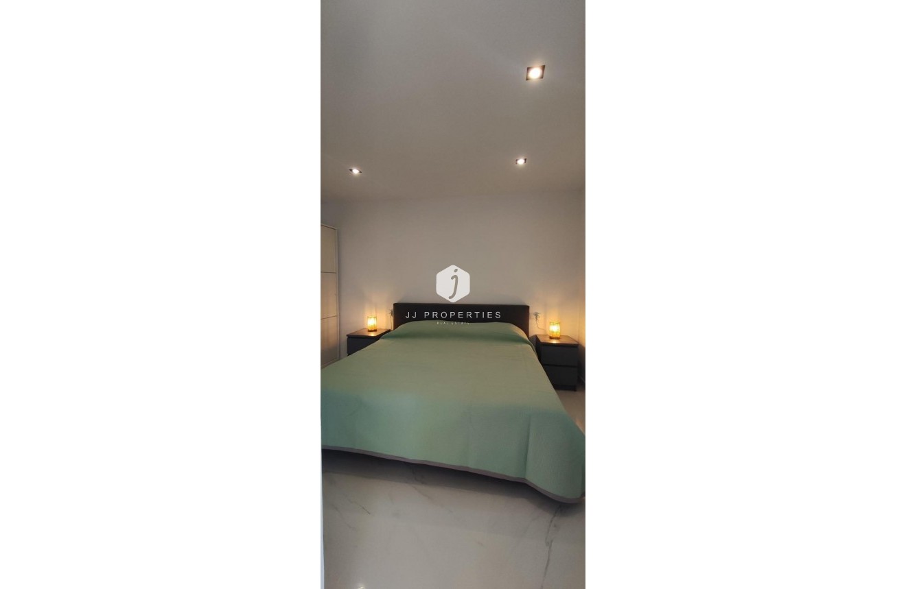 Segunda mano - Apartamento / piso -
Torrevieja - Cabo cervera