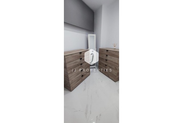 Segunda mano - Apartamento / piso -
Torrevieja - Cabo cervera