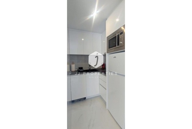 Segunda mano - Apartamento / piso -
Torrevieja - Cabo cervera