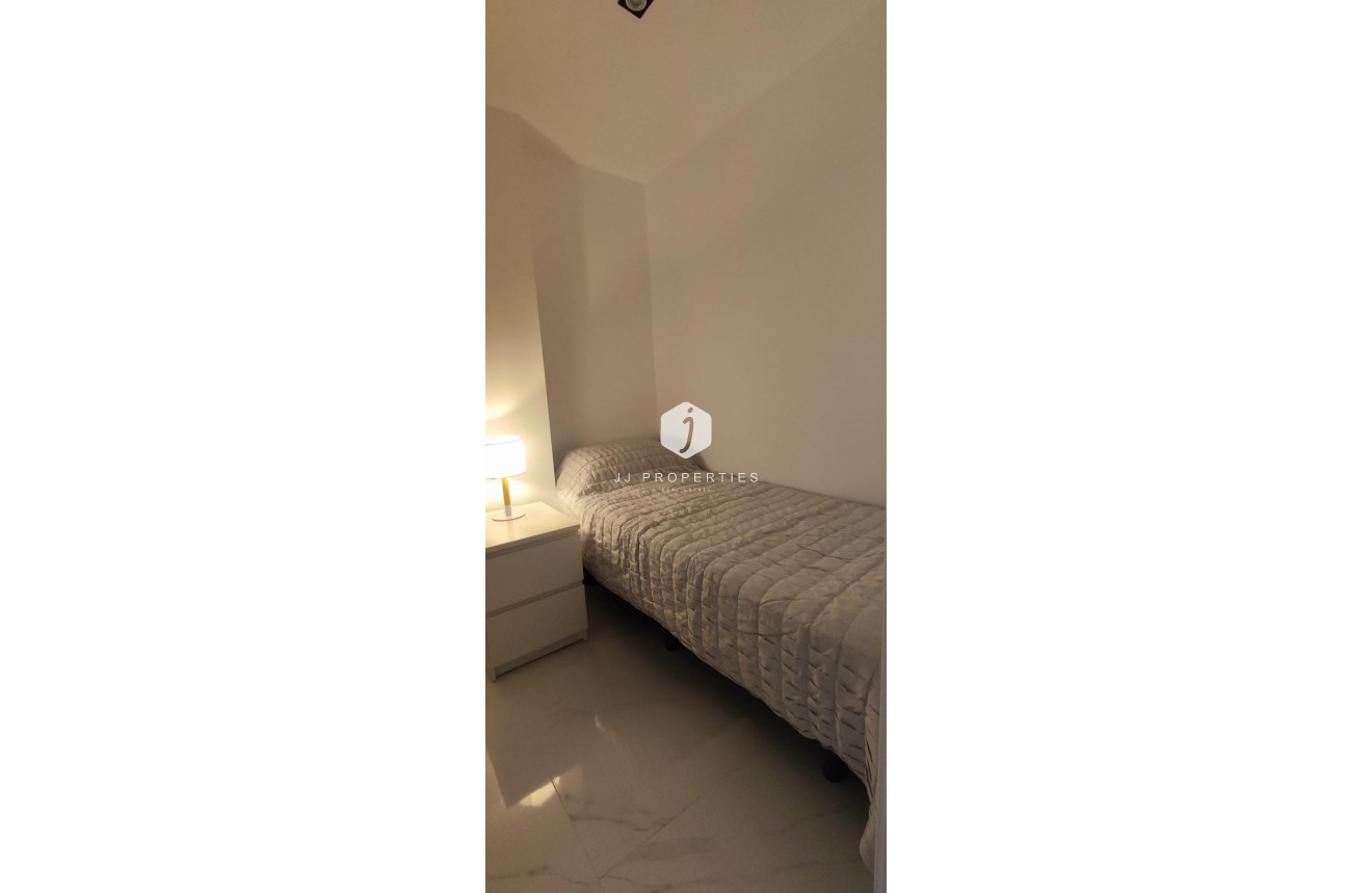 Segunda mano - Apartamento / piso -
Torrevieja - Cabo cervera