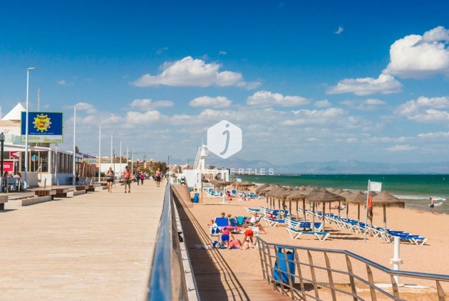 Segunda mano - Apartamento / piso -
Torrevieja - Cabo cervera