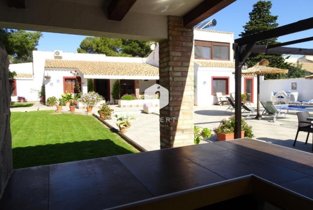 Segunda mano - Villa -
Orihuela Costa - Costa Blanca