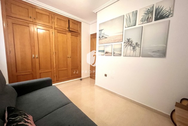 Aus zweiter Hand - Wohnung -
Cabo Roig - Costa Blanca