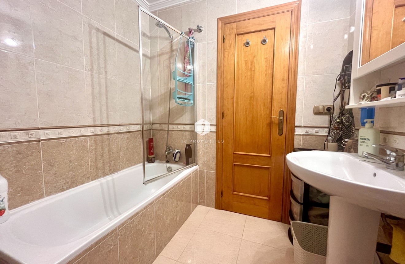 Aus zweiter Hand - Wohnung -
Cabo Roig - Costa Blanca