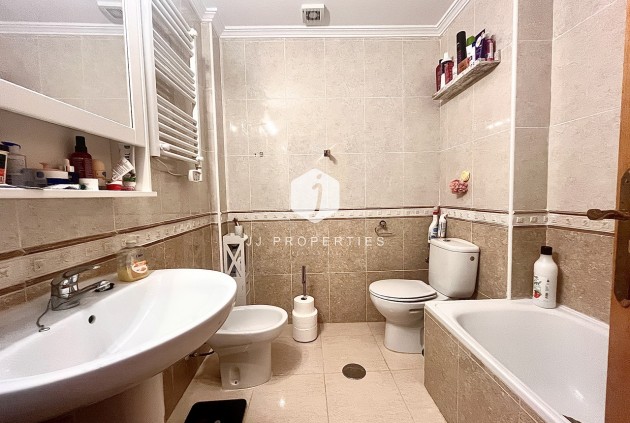 Aus zweiter Hand - Wohnung -
Cabo Roig - Costa Blanca