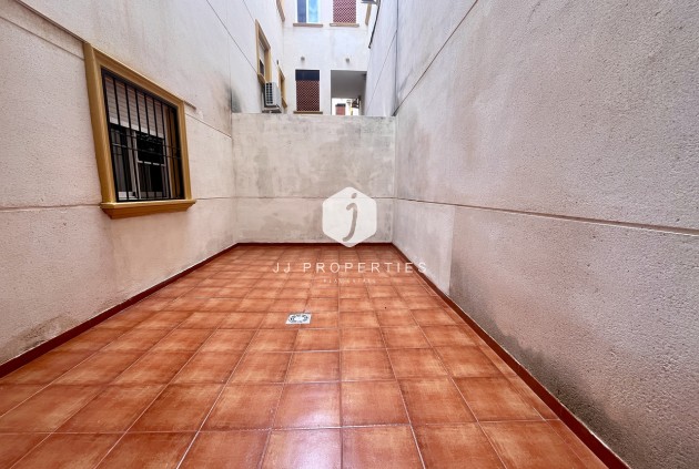 Aus zweiter Hand - Wohnung -
Cabo Roig - Costa Blanca