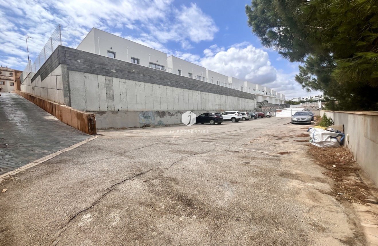 Aus zweiter Hand - Wohnung -
Cabo Roig - Costa Blanca