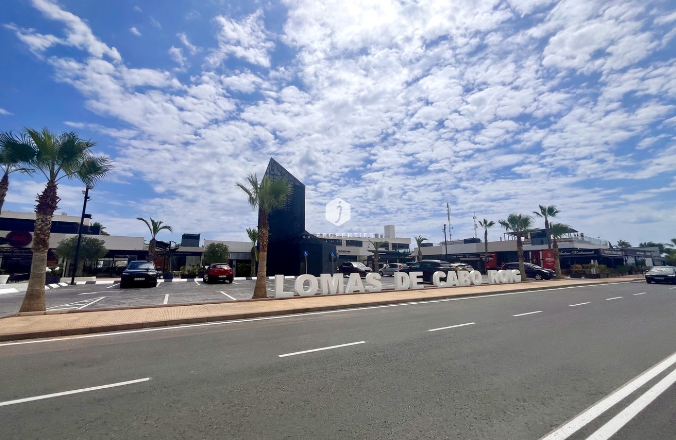 Aus zweiter Hand - Wohnung -
Cabo Roig - Costa Blanca