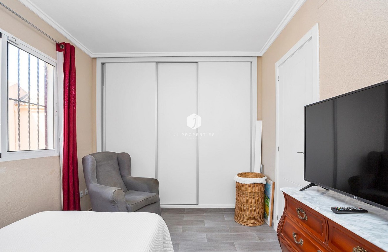 Segunda mano - Chalet -
Torrevieja - Aguas Nuevas 1