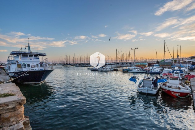 Segunda mano - Chalet -
Torrevieja - Aguas Nuevas 1