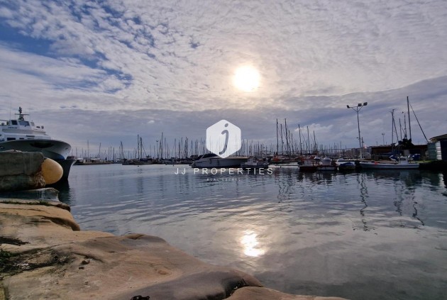 Segunda mano - Chalet -
Torrevieja - Aguas Nuevas 1