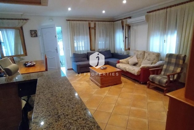 Segunda mano - Apartamento / piso -
Torrevieja - La Mata