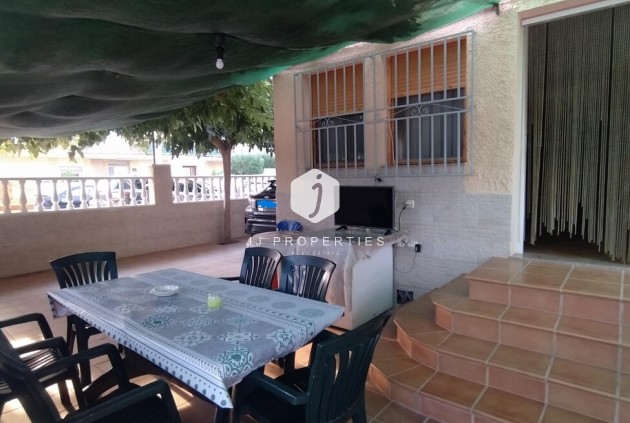 Segunda mano - Apartamento / piso -
Torrevieja - La Mata