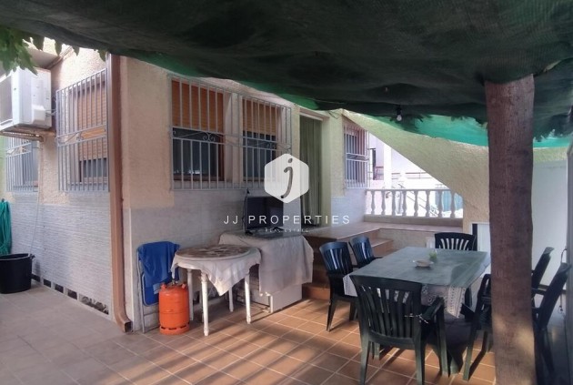 Segunda mano - Apartamento / piso -
Torrevieja - La Mata