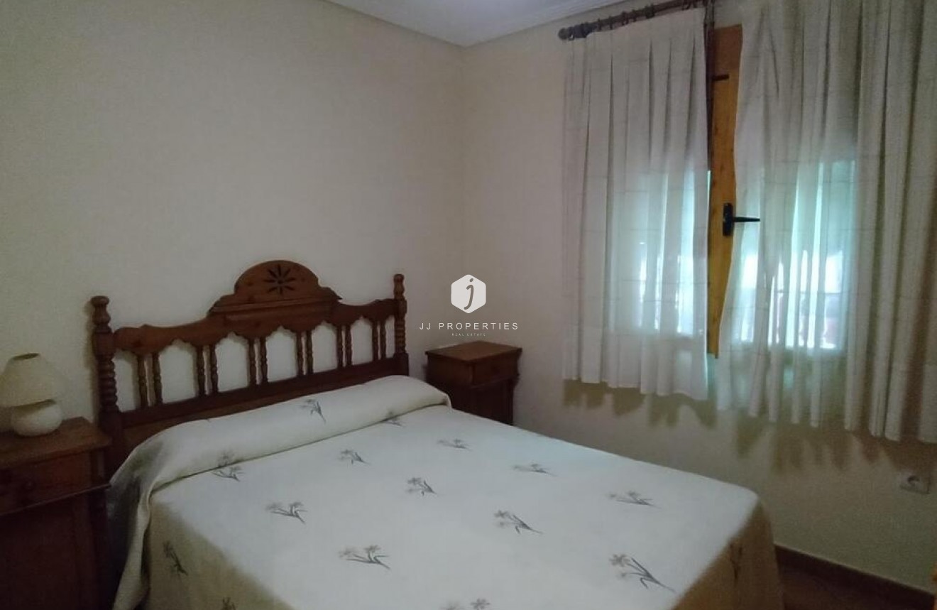 Segunda mano - Apartamento / piso -
Torrevieja - La Mata