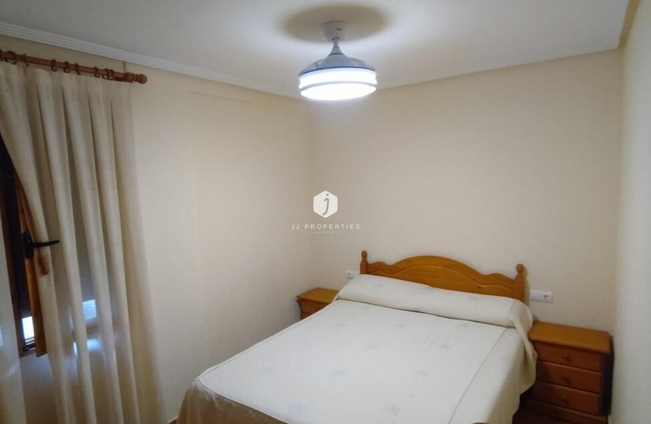Segunda mano - Apartamento / piso -
Torrevieja - La Mata