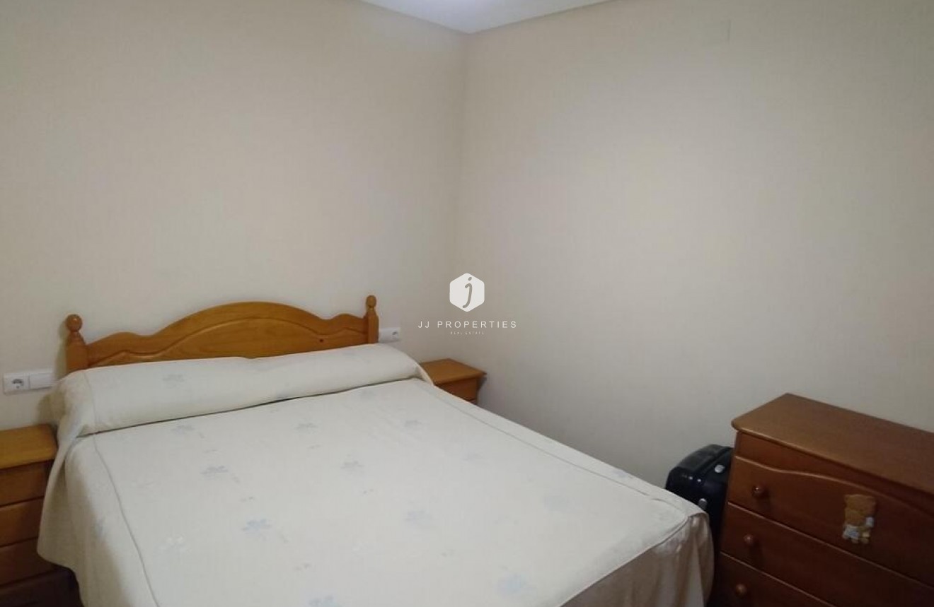 Segunda mano - Apartamento / piso -
Torrevieja - La Mata