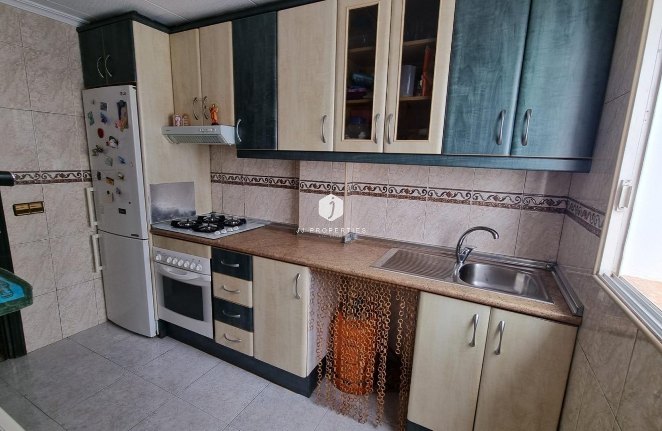 D'occasion - Appartement -
Torrevieja - Habaneras