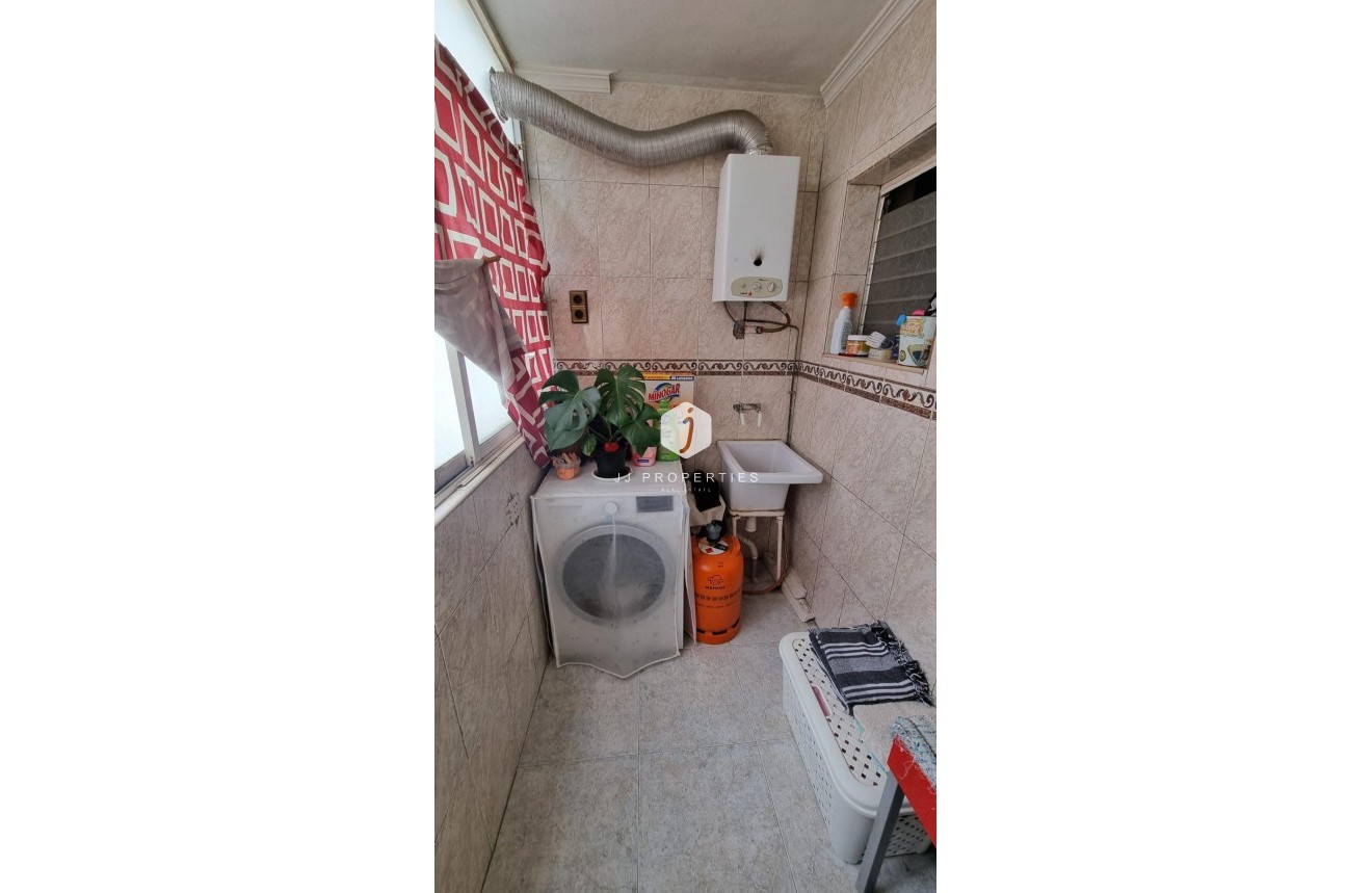 D'occasion - Appartement -
Torrevieja - Habaneras